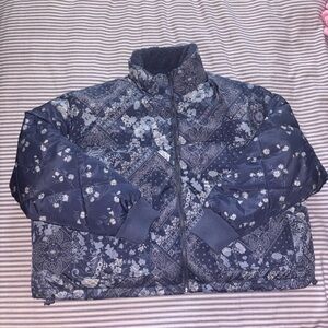 American Eagle reversible puffer jacket